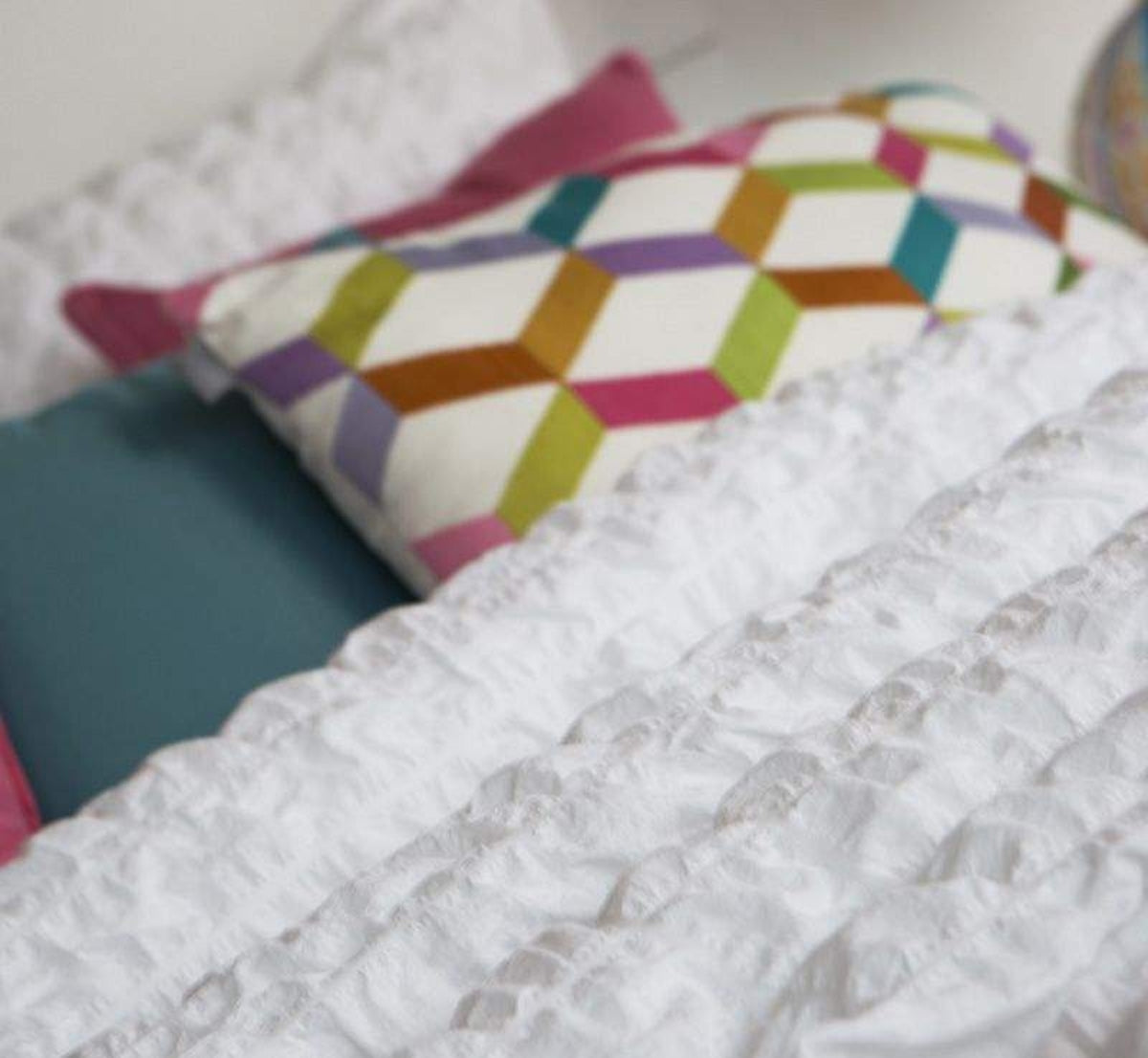 KISS-FNORD-A BLANCO-1