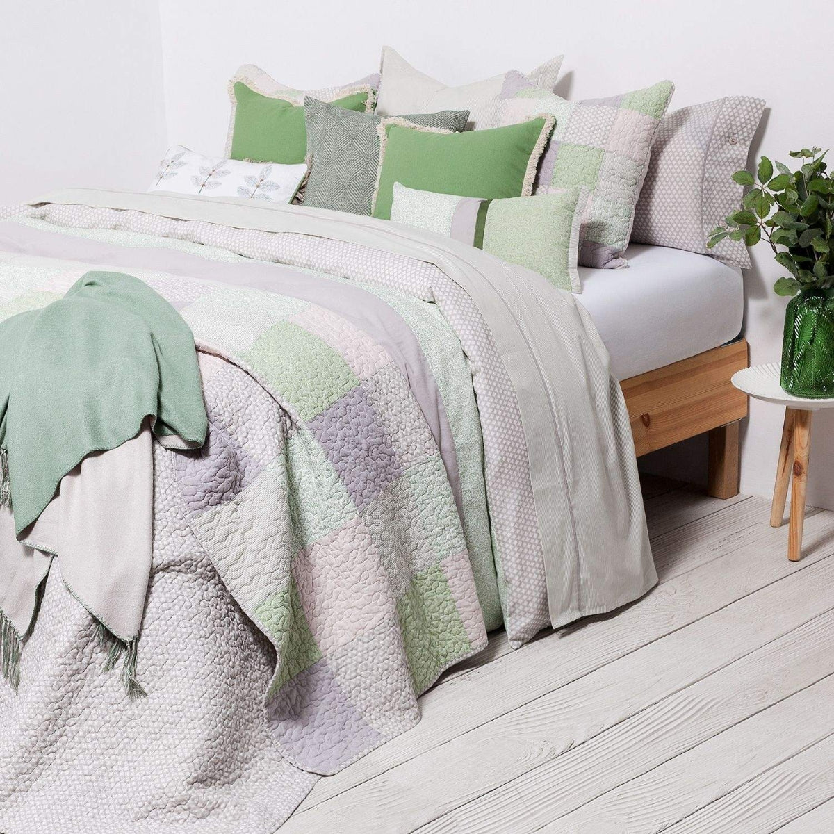 PLANT-FNORD-A VERDE-4