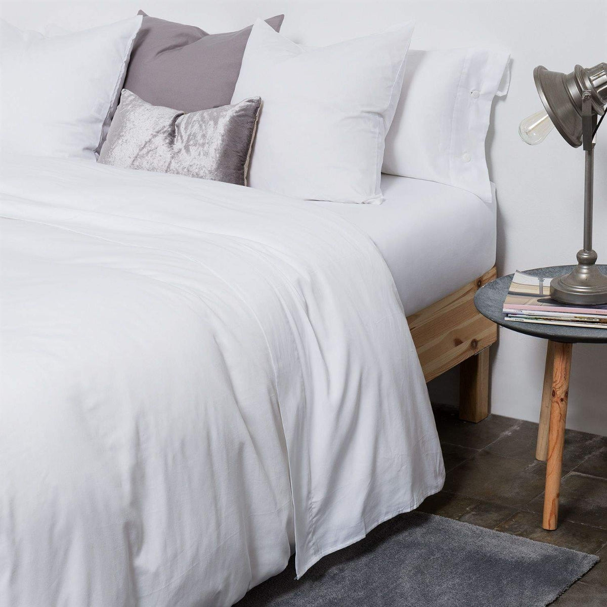 RITZ-SABAN-A 1 BLANCO-1