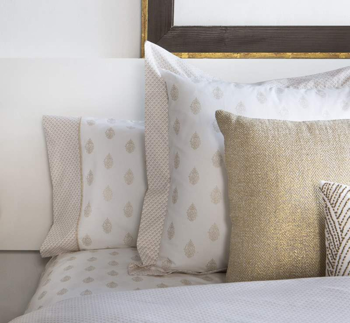 LUXI-FNORD-A GRIS PIEDRA-1