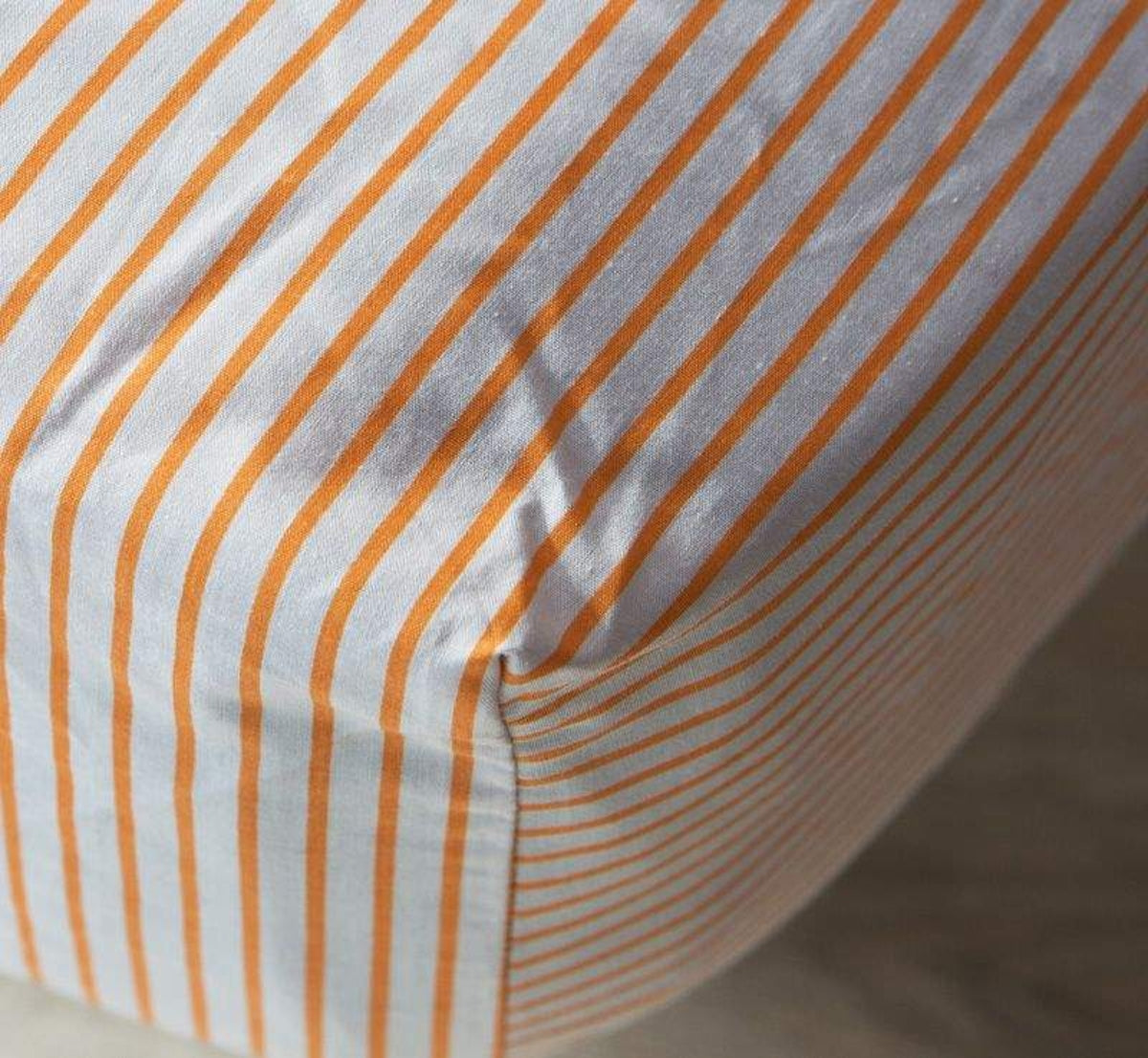 FLOBA-BAJER-I NARANJA-1