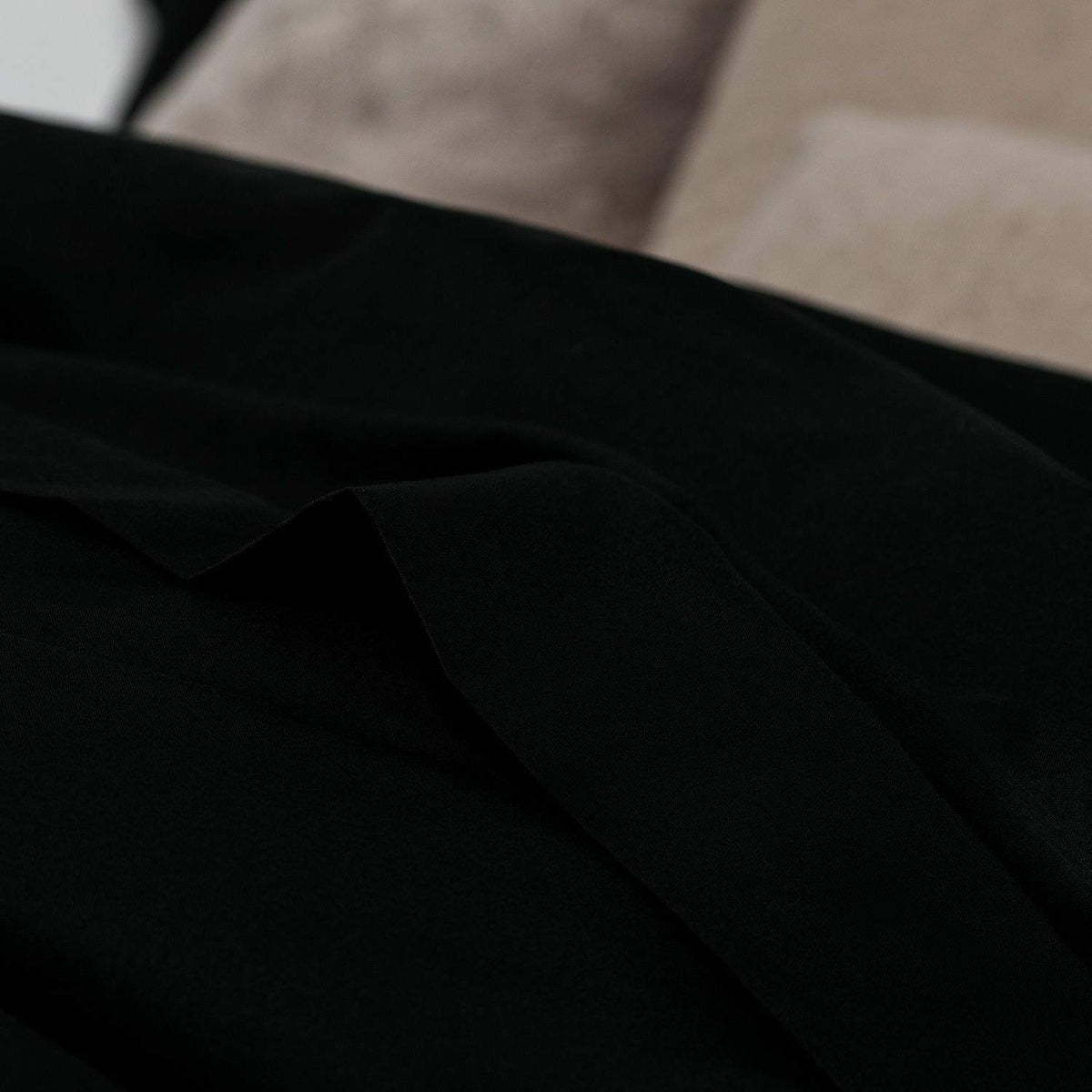 BESTO-SABAN-A NEGRO-2