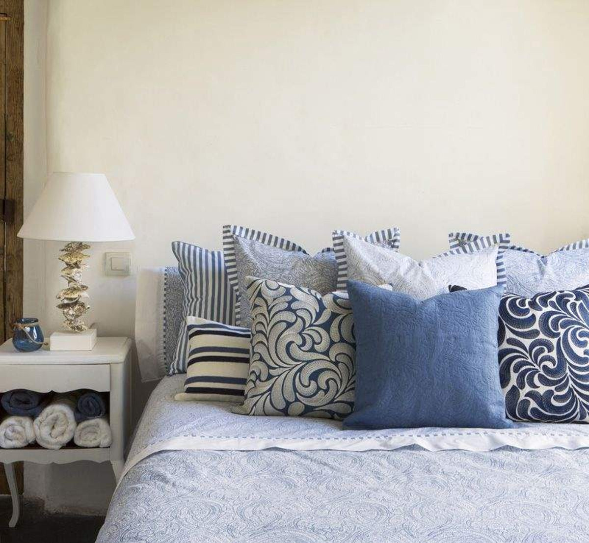 DESIGNER-SABAN-A AZUL-3