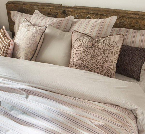 BLUSH-FNORD-A ROSA-0