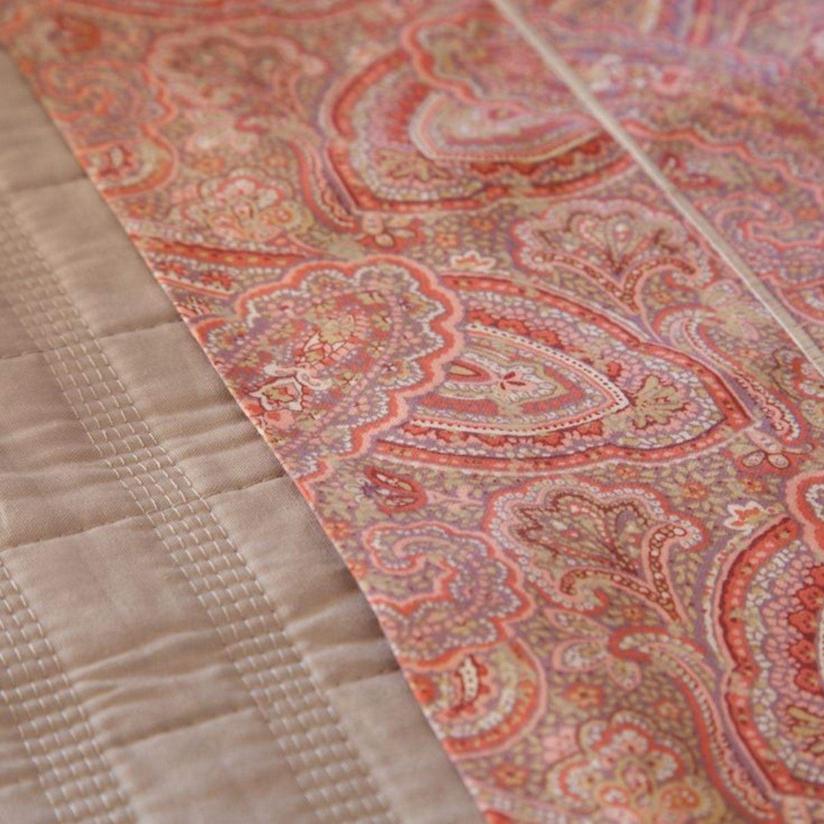 TRON-SABAN-A TEJA CORAL-1