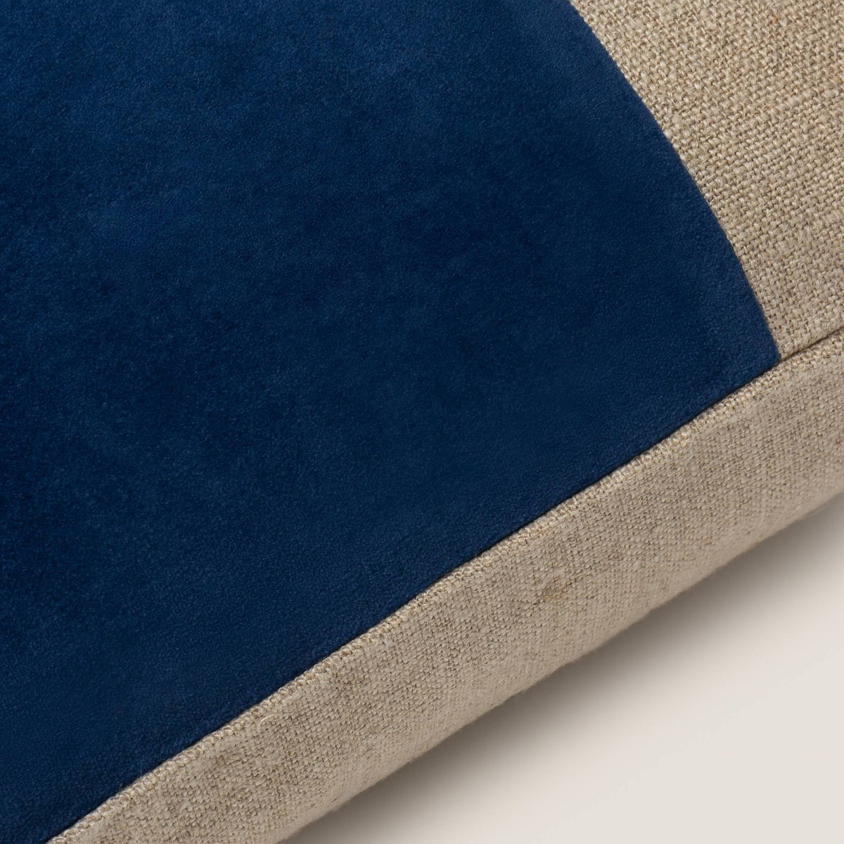 MEDIAN-COJIN-A AZUL OSCURO-2