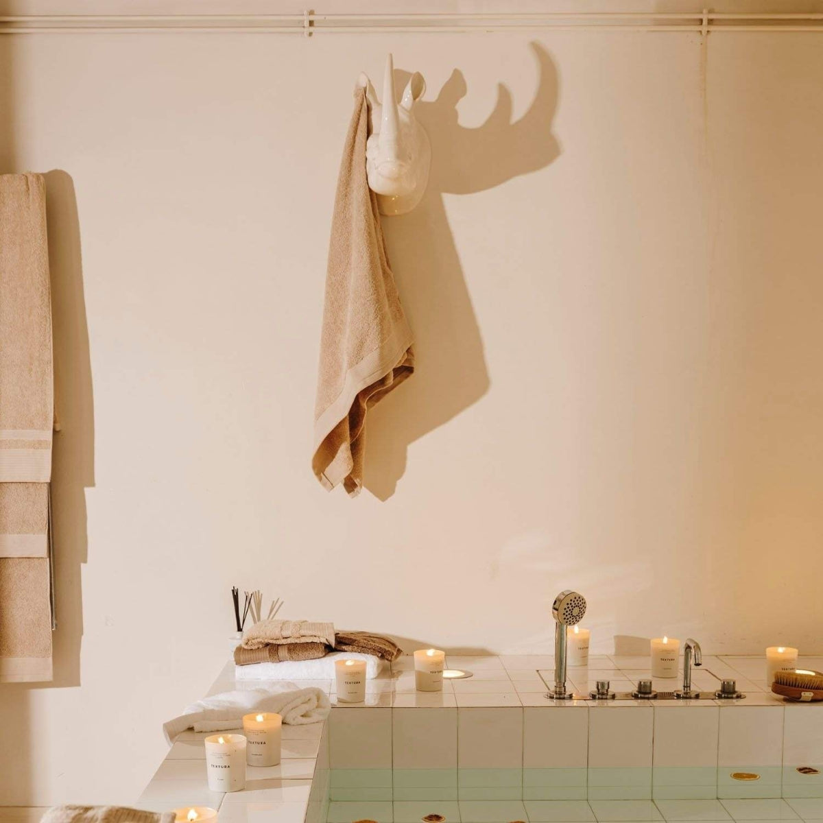 NILO-TOALB-A GRIS PIEDRA-4