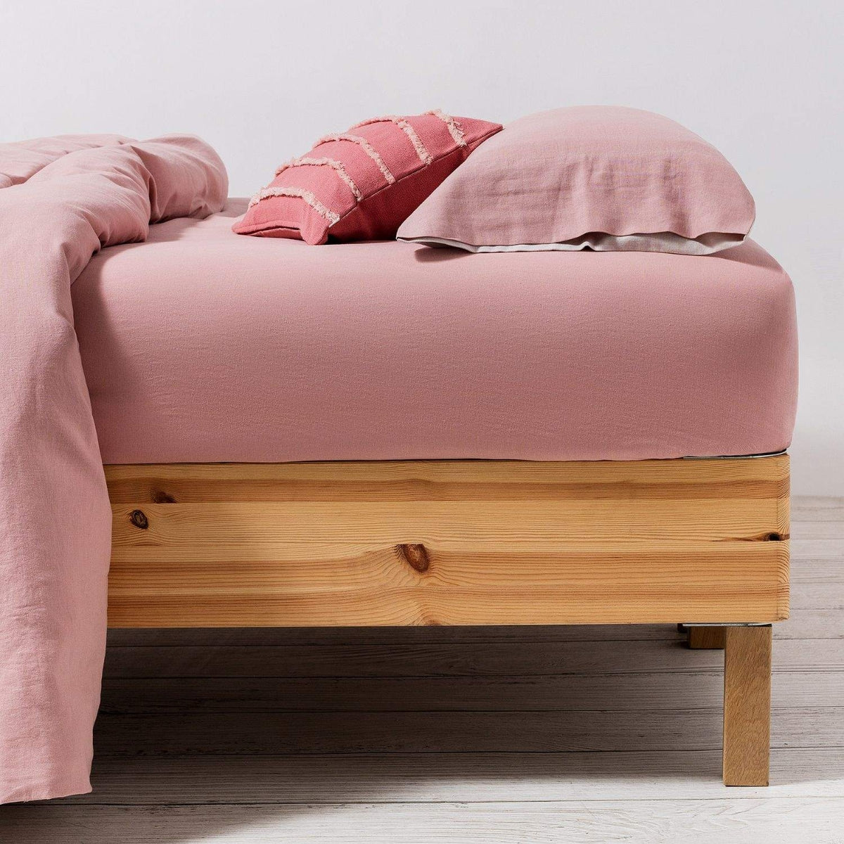 LINLOV-BAJER-A ROSA OSCURO-1