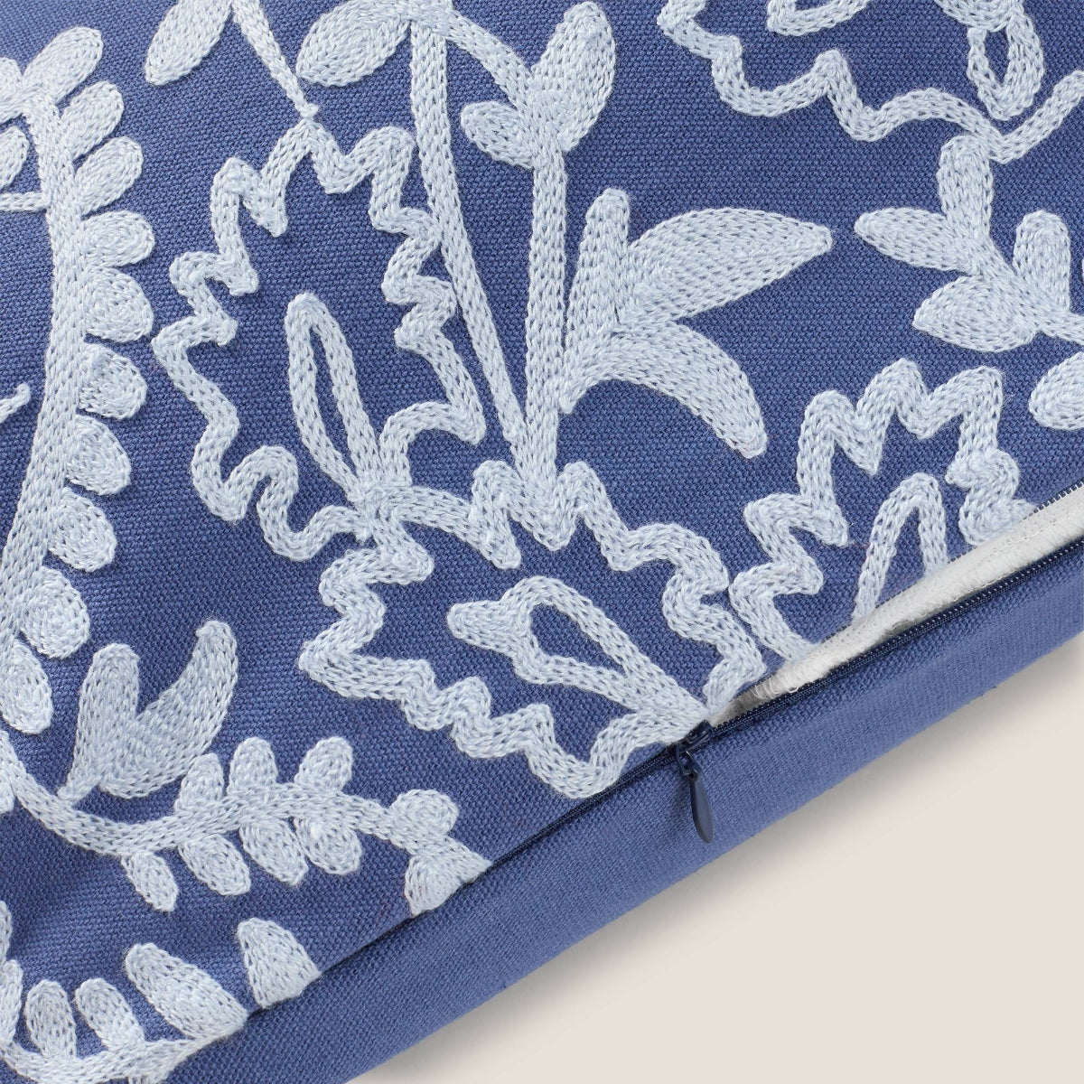 LUNKA-COJIN-A AZUL-3