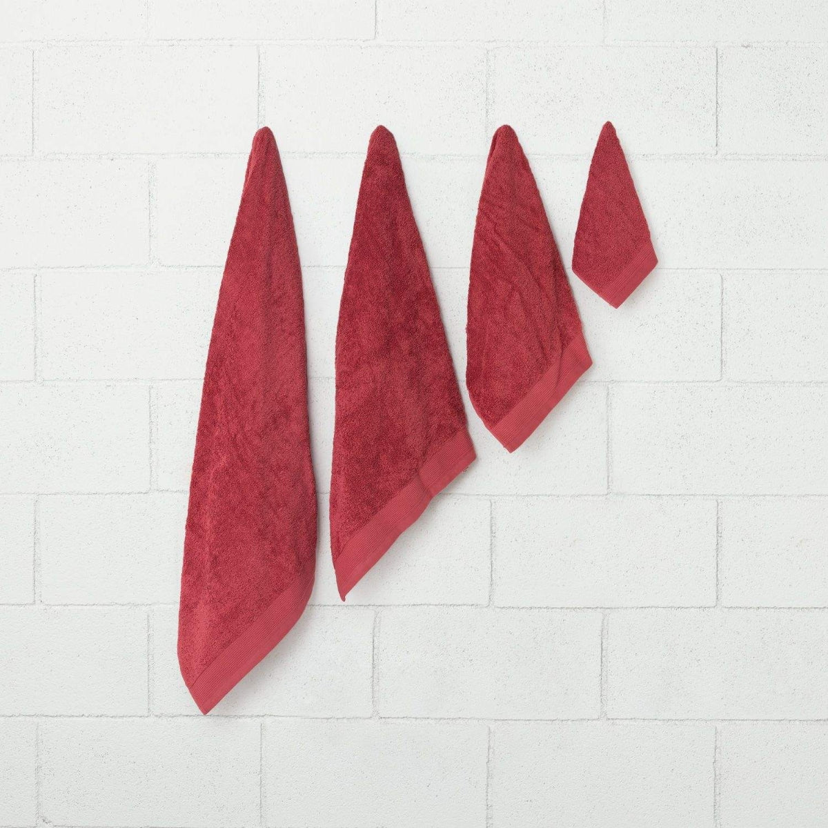 NILO-TOALB-A ROSA FRAMBUESA-1